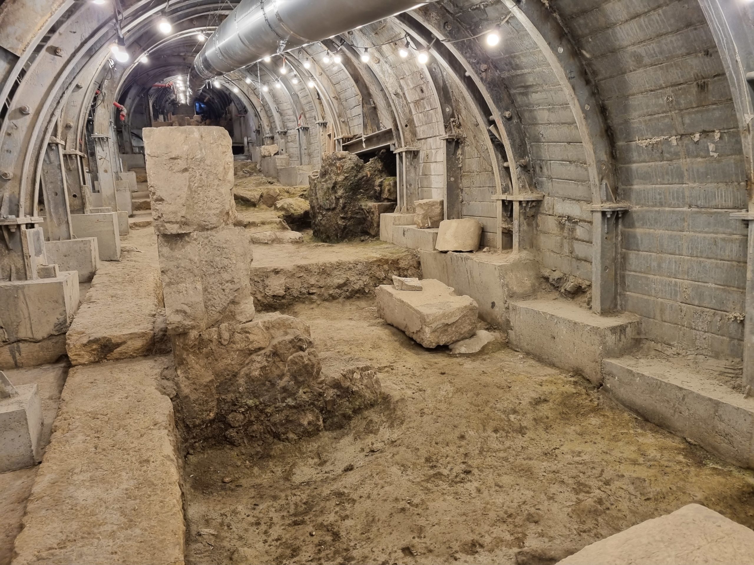 Scattered and Gathered: Israel, Prophecy, and the Memory of the Land